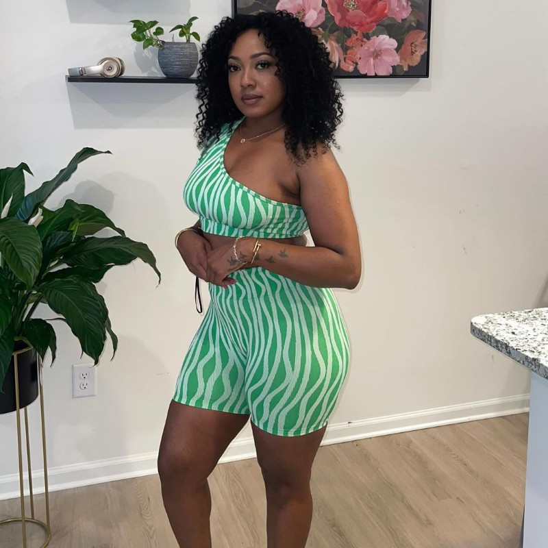 STRIPED ONE SHOULDER SET
