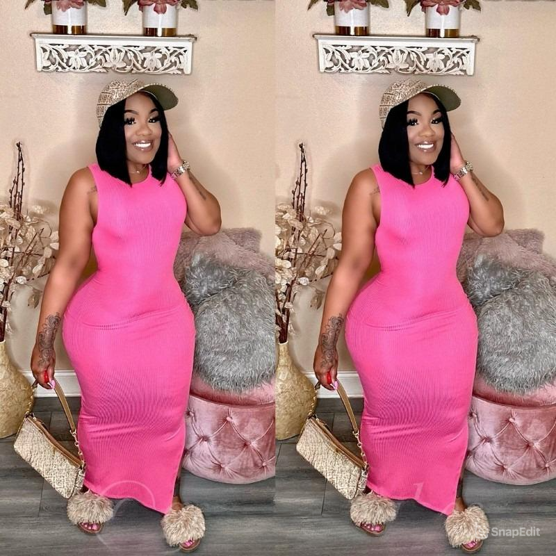 SOLID  SLEEVELESS BODY CON